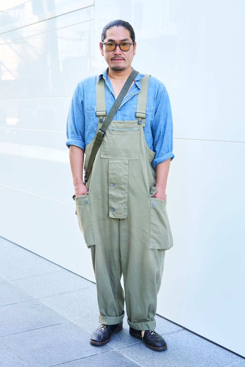 デニムシャツが爽やかなアーミースタイル ホリエ