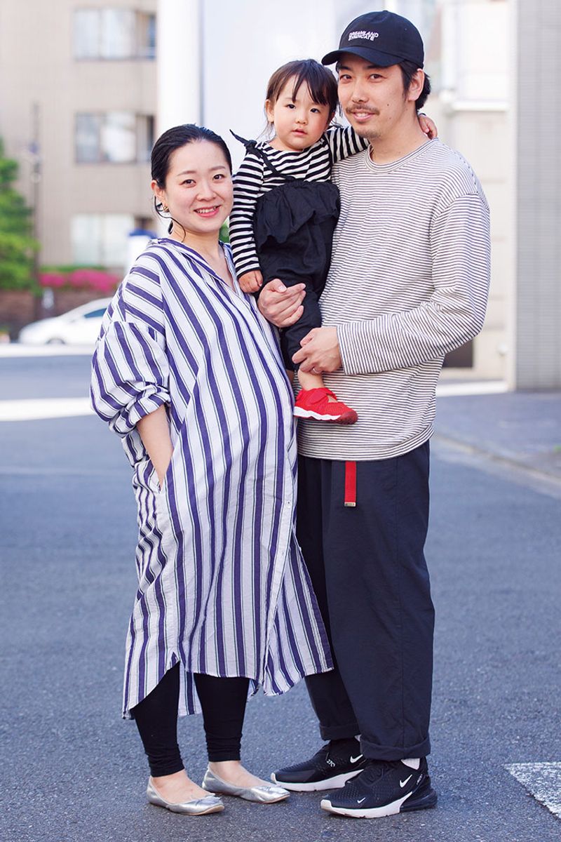おそろいの挿し色でよりカジュアルに。夏らしいモノトーン演出法 福田雅樹