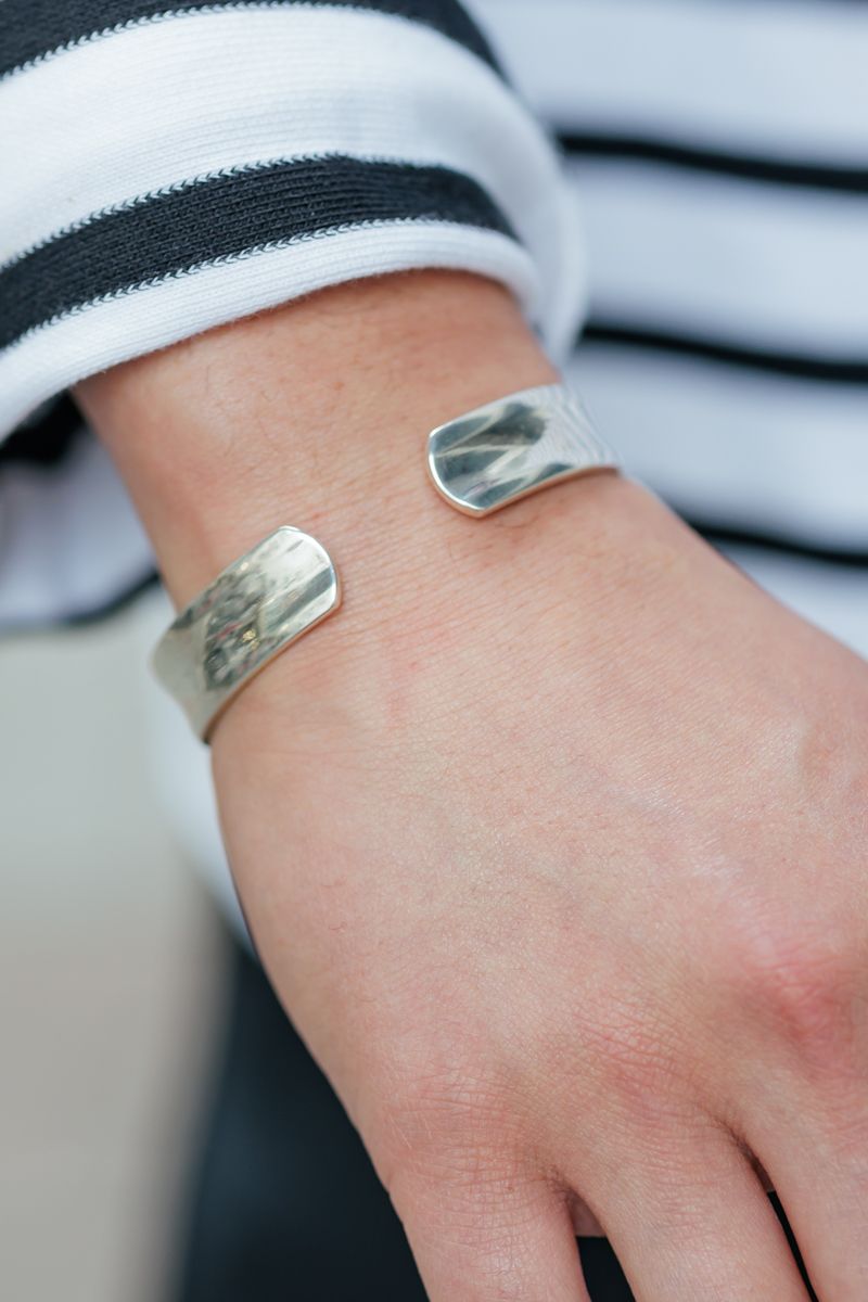 洒落者の父から受け継いだスリッポンで登場 福井康平 3枚目の写真