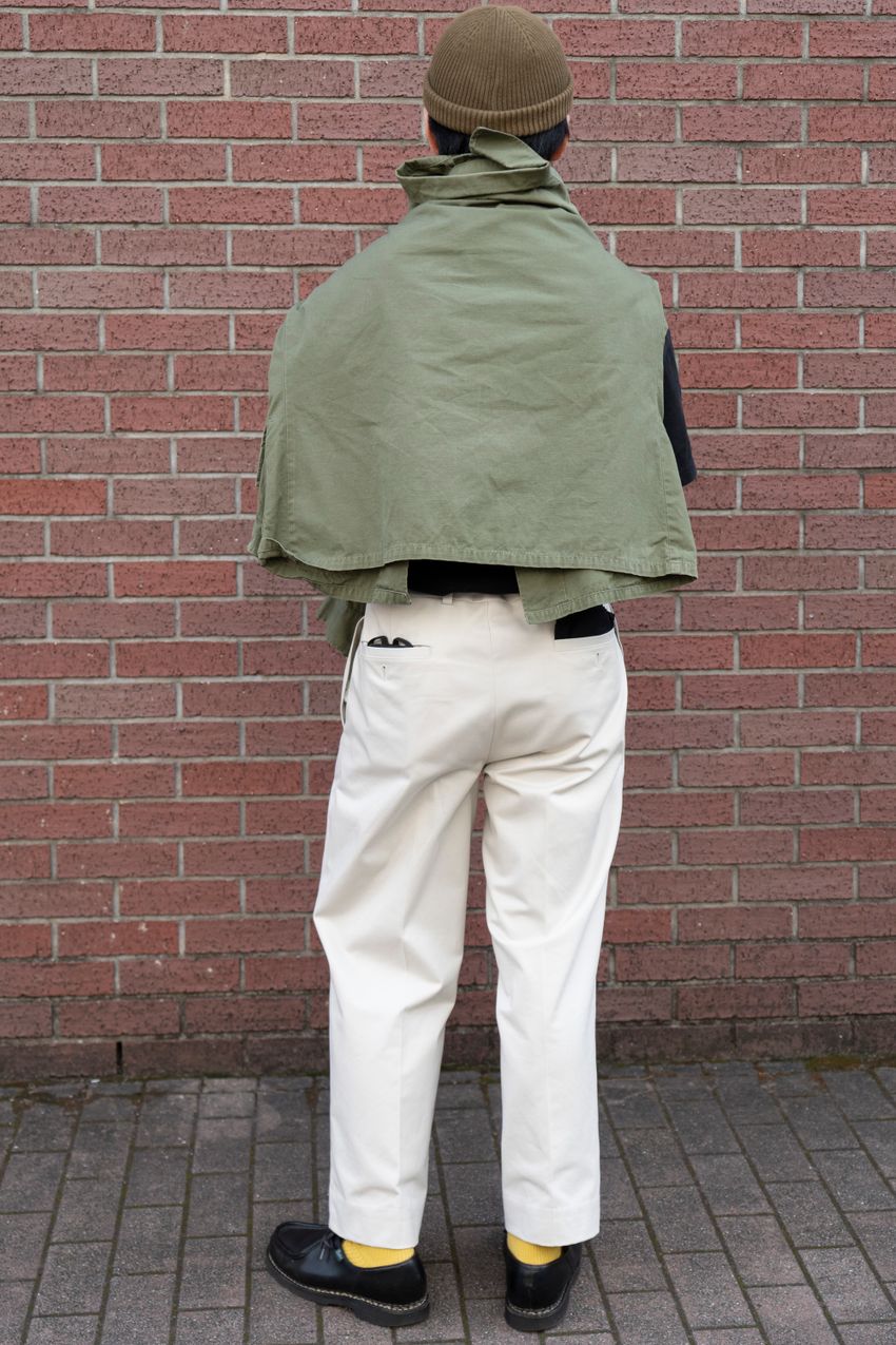 シンプルコーデが垢抜ける！ 春夏の上手なレイヤード術を街角スナップから厳選 - 2枚目の画像