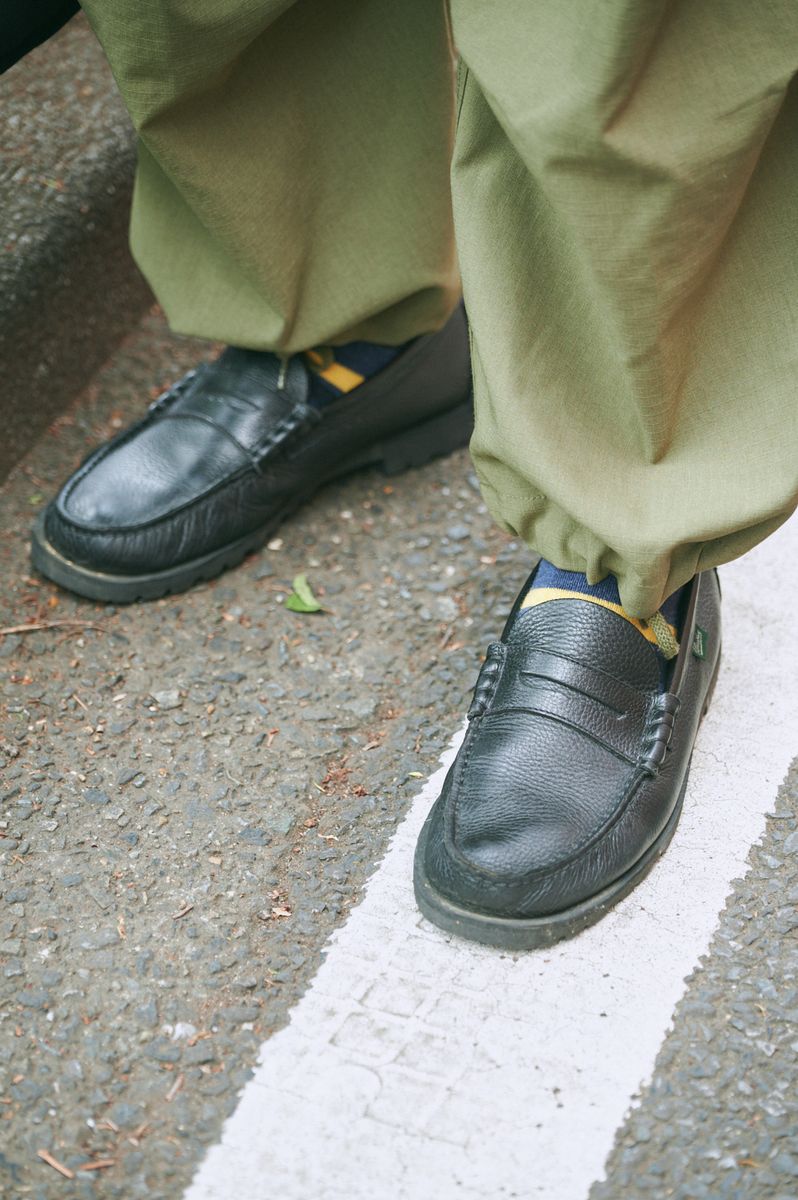 カーゴパンツ人気衰えず。靴選びで差別化を ヨシムラユウキ 5枚目の写真