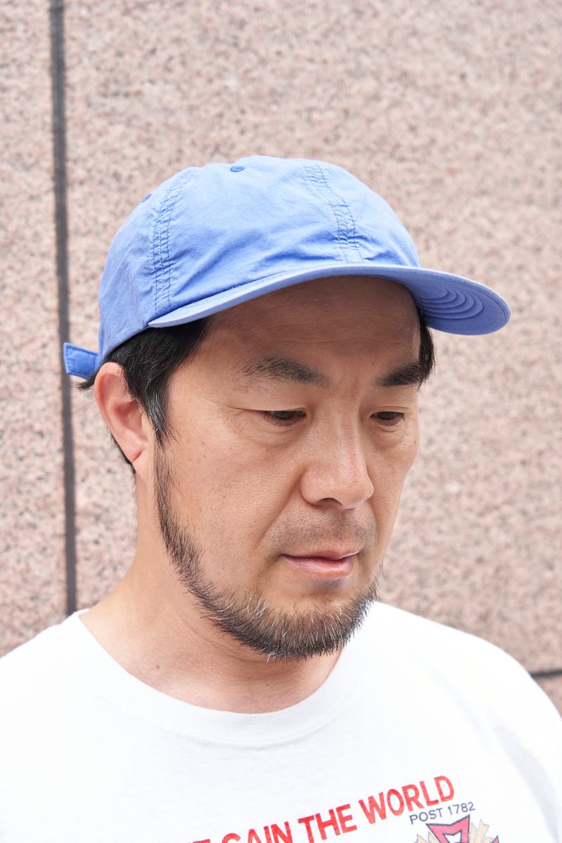 一目惚れのプリントTに差し色ブルーで夏気分 杉浦友彦 3枚目の写真