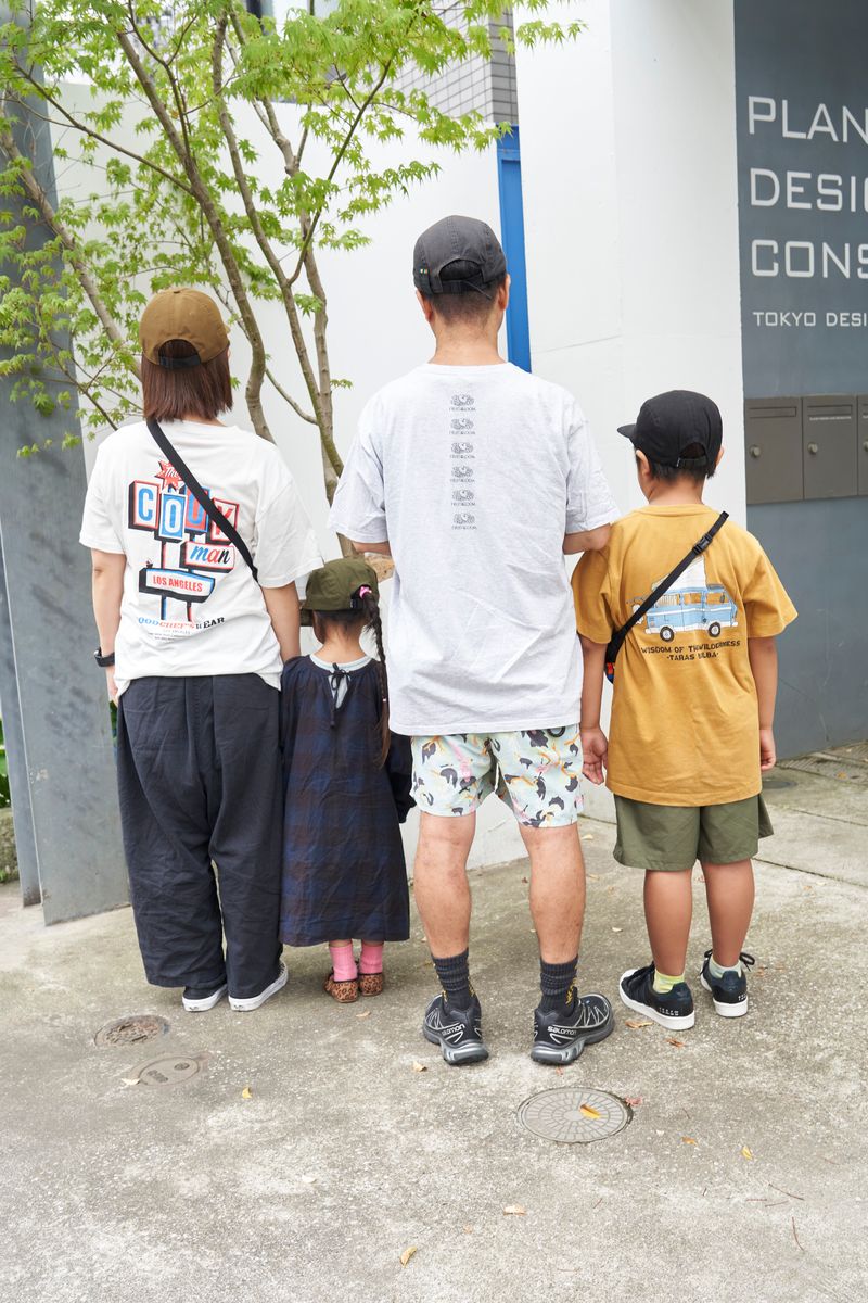 クセ強服を悪目立ちさせない引き算コーデ 櫻木啓司 2枚目の写真