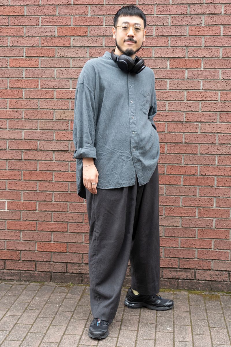 シャツ派の衣替え。リネン素材で風を感じる 良原涼太