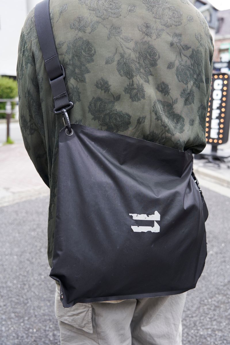 異素材ミックスで演出する洗練された重ね技 坊主 4枚目の写真