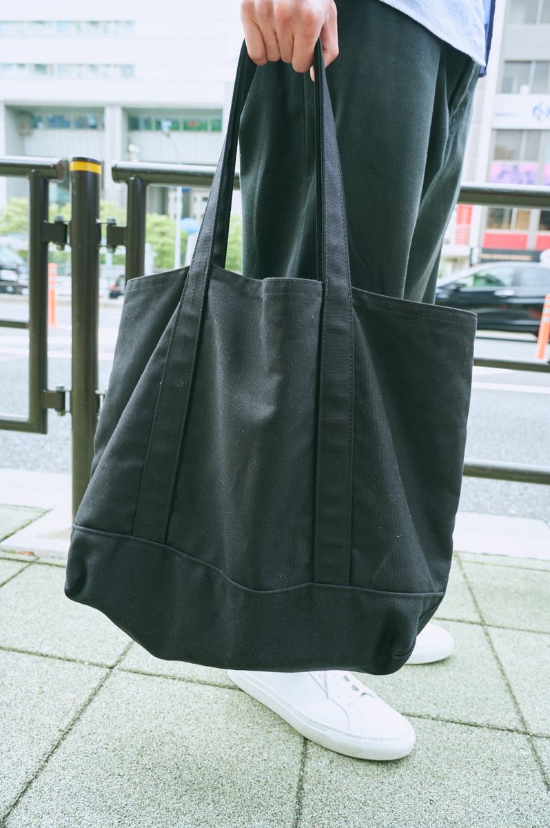 「カジュアルなのにきちんと感」のシャツ ネルソン 4枚目の写真