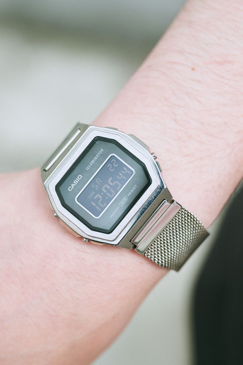 夏のサングラスは王道レイバンで男臭く 堀本 駿 6枚目の写真