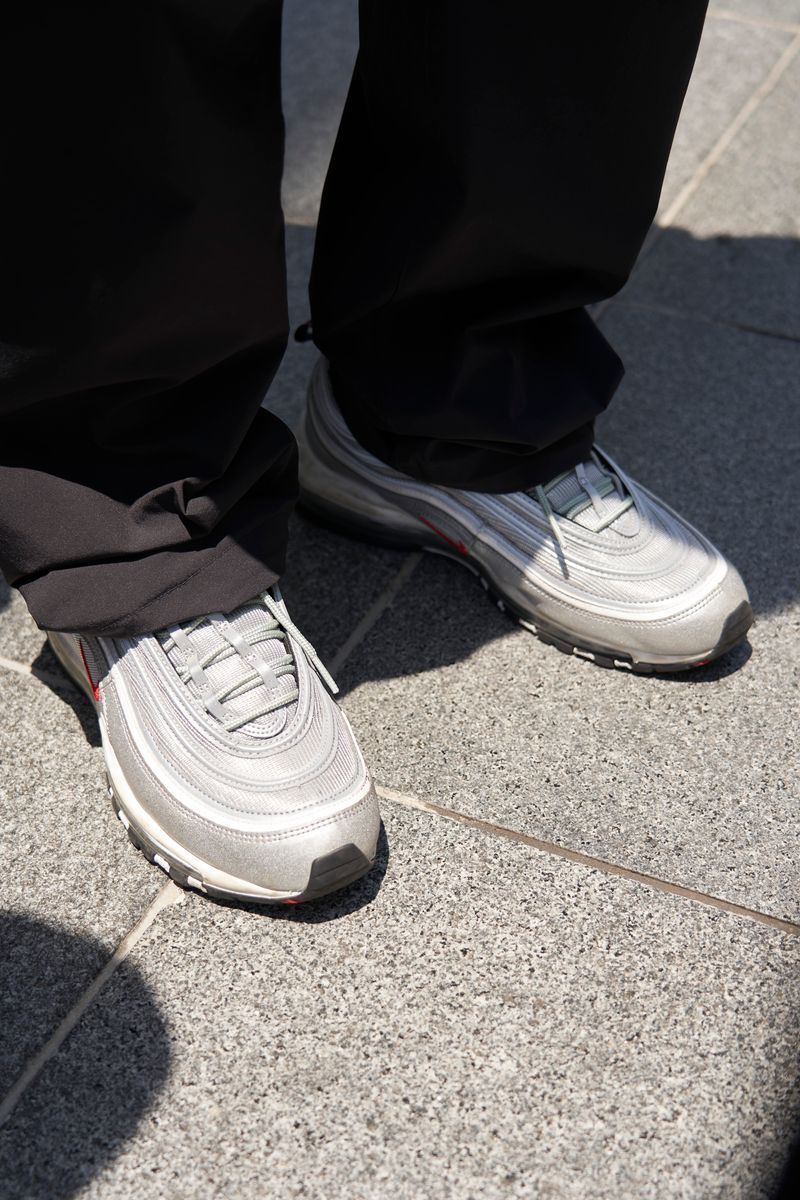 黒が好きなパパとブラックコーデでお揃い ケイスケ 5枚目の写真