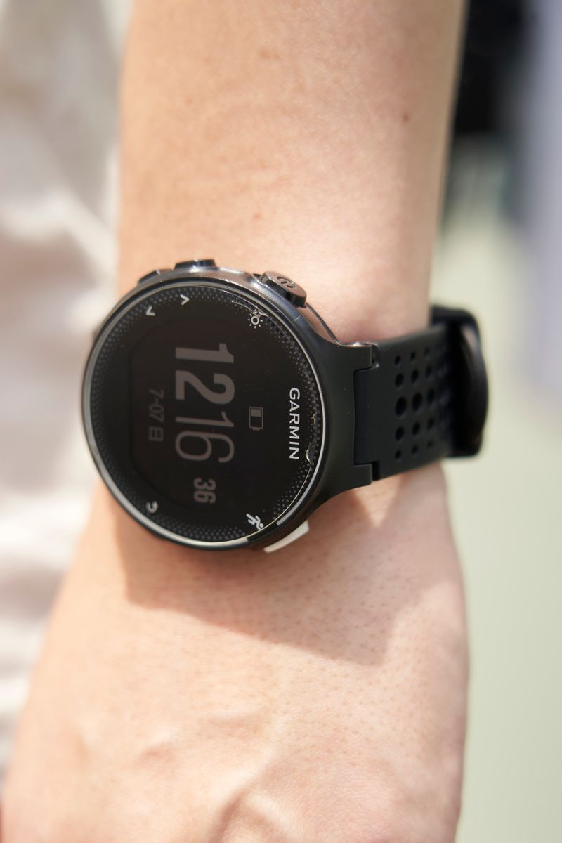 鮮やかショーパンでアクティブにライブ参戦 カワブチユウスケ 7枚目の写真