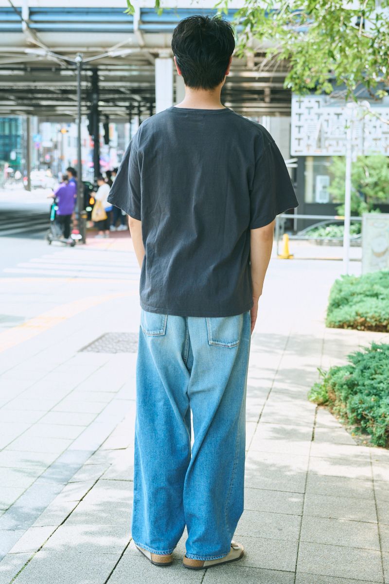 Tシャツにデニムが似合うオーシャンズ夫婦 髙橋健太 3枚目の写真