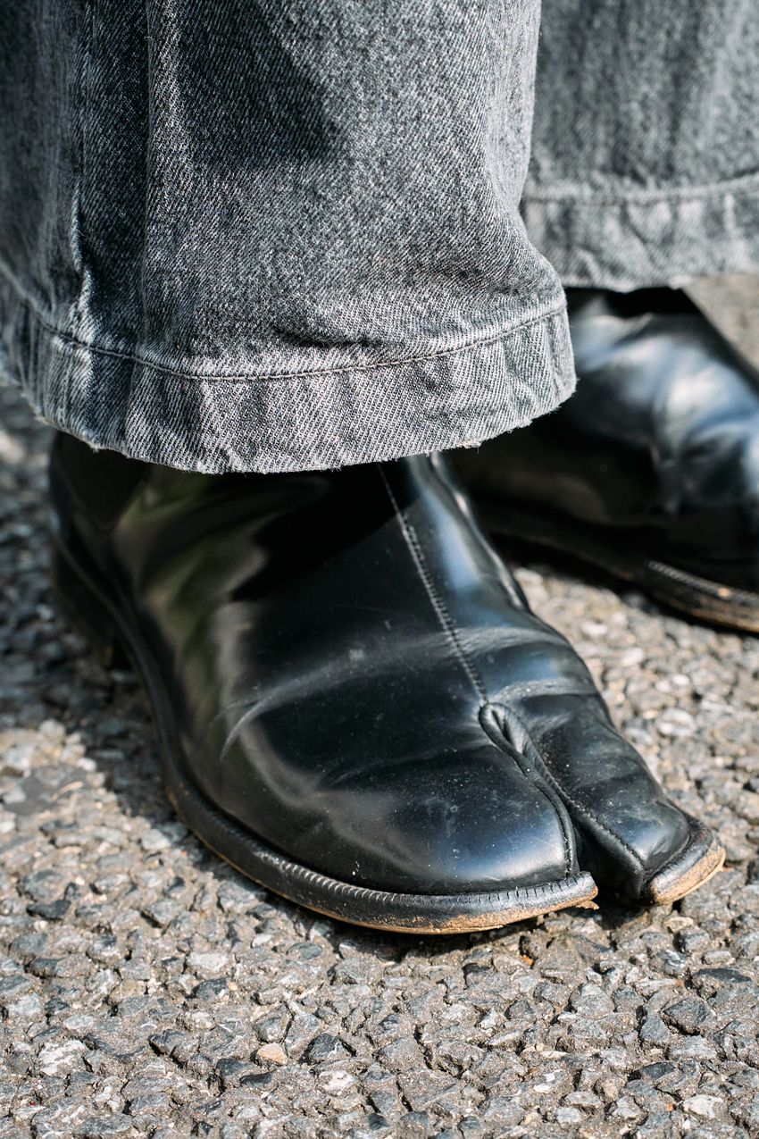 不朽の名作アクセ＆時計をアクセントにしたデニムスタイル3選！ロレックス、エルメス、マルジェラ - 9枚目の画像