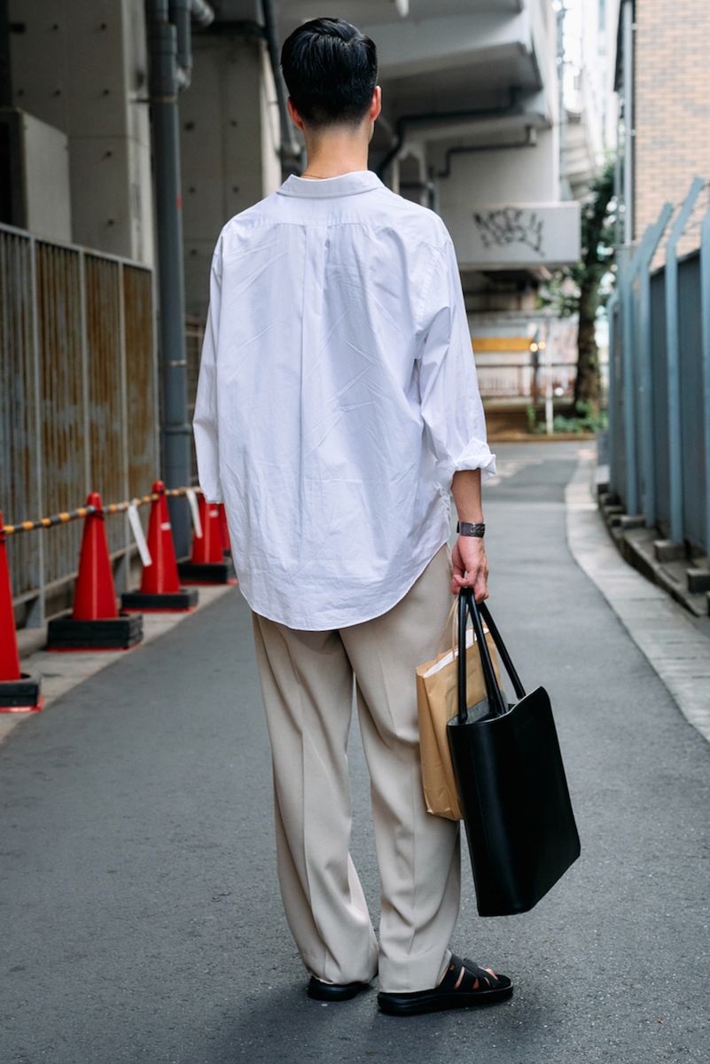 ゆるっと着てもきちんと感。色と素材選びで 中之内智宏 2枚目の写真