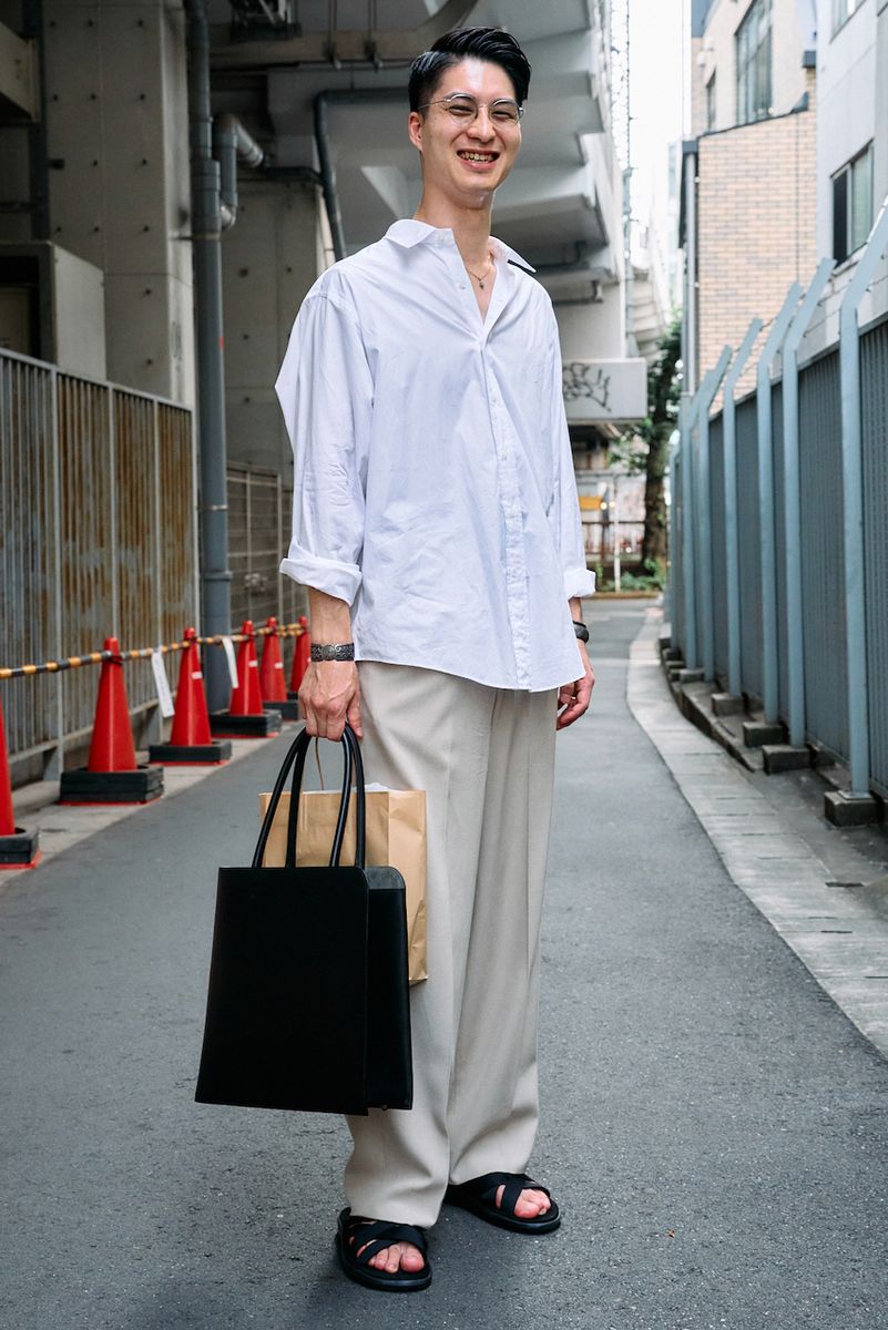 ゆるっと着てもきちんと感。色と素材選びで 中之内智宏