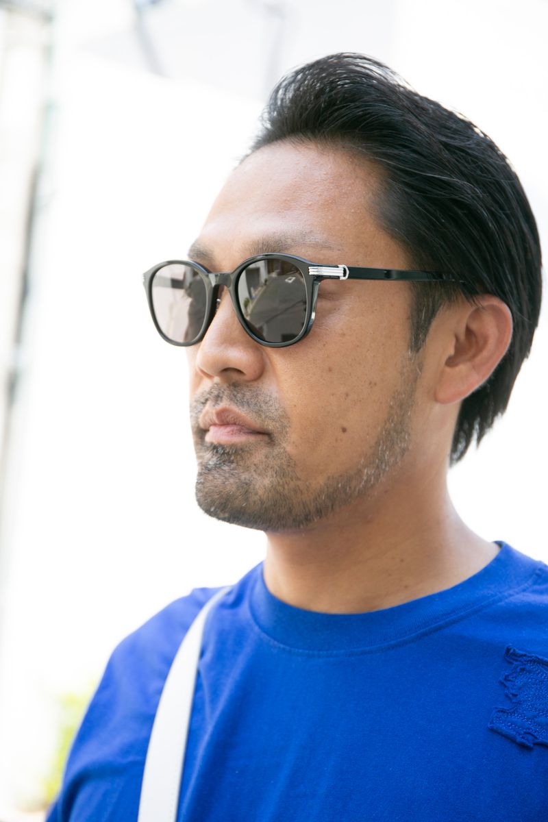 気持ちいいほど夏らしいウルトラマリンブルー 小林茂樹 4枚目の写真