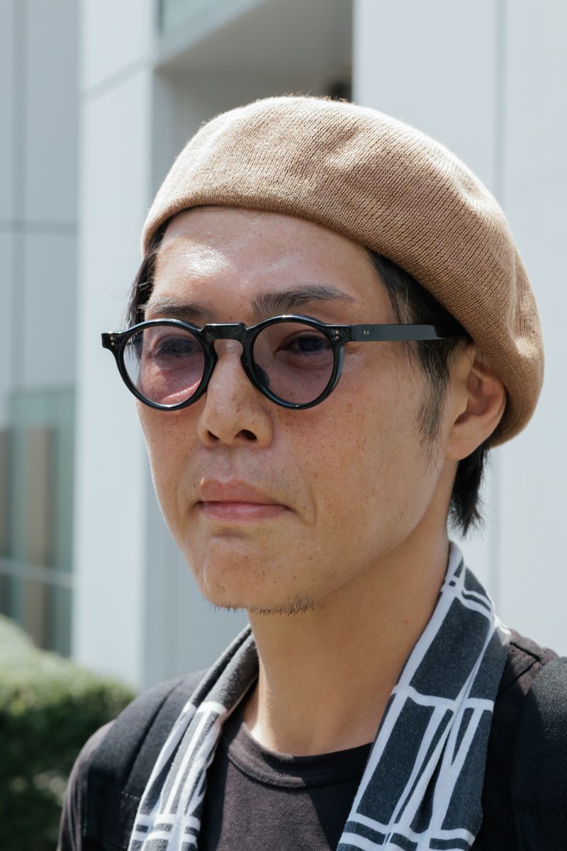 北欧製の手ぬぐいで無地コーデに個性をプラス ウエムラヒサヨシ 3枚目の写真