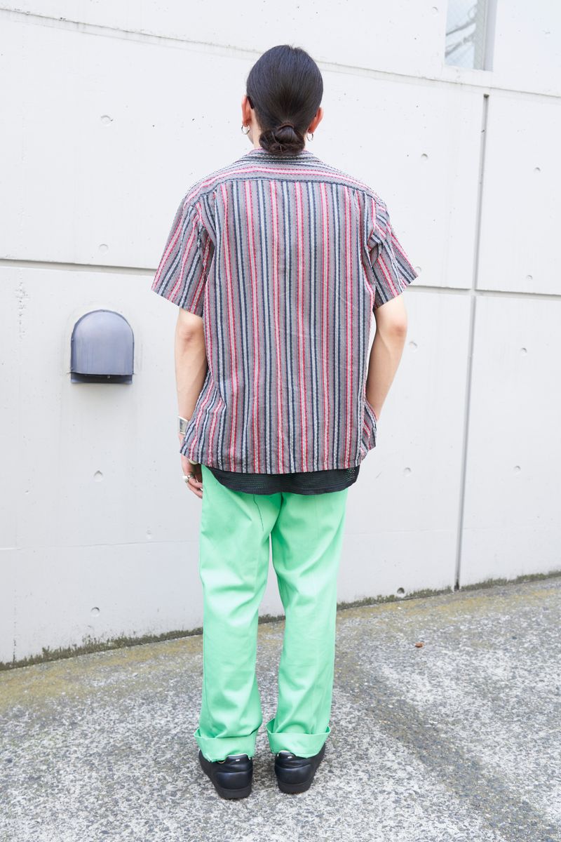 珍色ディッキーズをコーデのアクセントに U 2枚目の写真