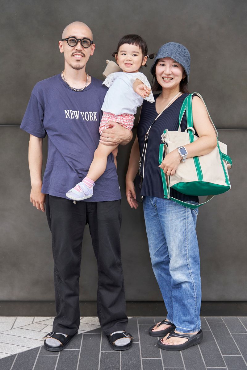 ヴィンテージアクセとTシャツのくすみ感が◎ バース