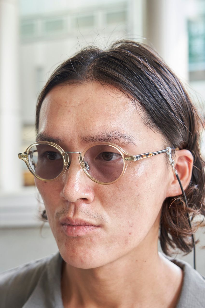 「アヤメ」の美しいカラーレンズが夏のファッションに効果的！その証拠となる街角スナップ3選 - 12枚目の画像