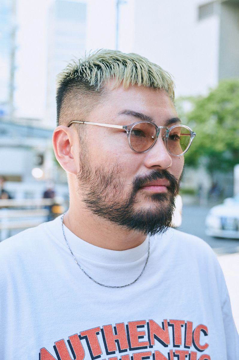 タックインで魅せる大人のシュプリームチノ Atsushi Kawashima 3枚目の写真