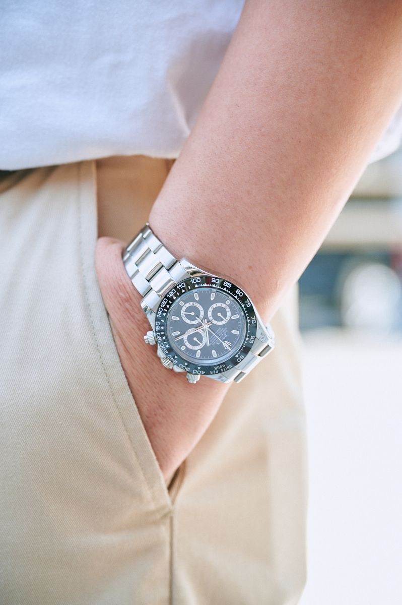 タックインで魅せる大人のシュプリームチノ Atsushi Kawashima 4枚目の写真