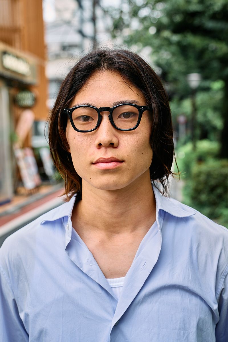 晩夏に増殖中。長袖シャツを涼しげに着流し 及川勝太 3枚目の写真