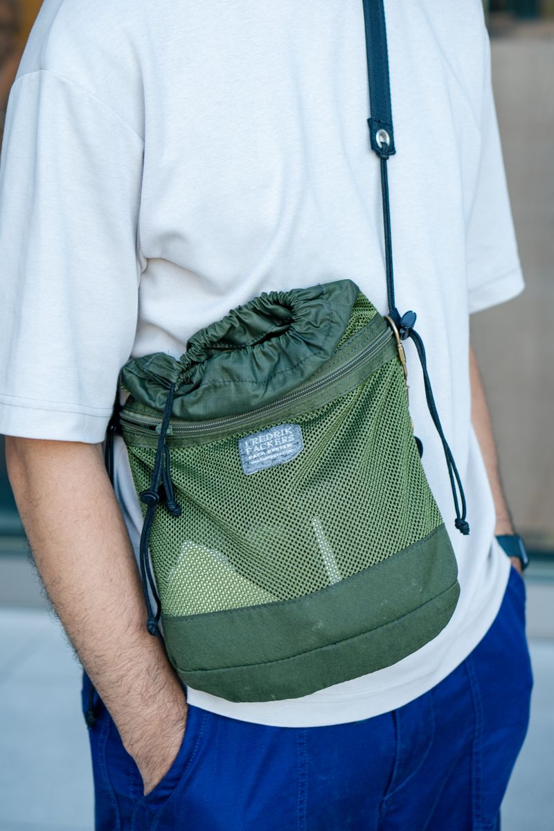 グリーンの好配色を小物でバランス良く投入 嶋津典彦 5枚目の写真