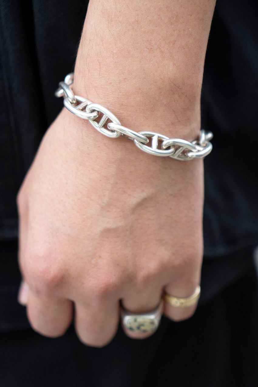 パタゴニア、GU、フリークス。「黒ショーツ」の洒落たスタイルサンプル3選を街角スナップで！ - 5枚目の画像