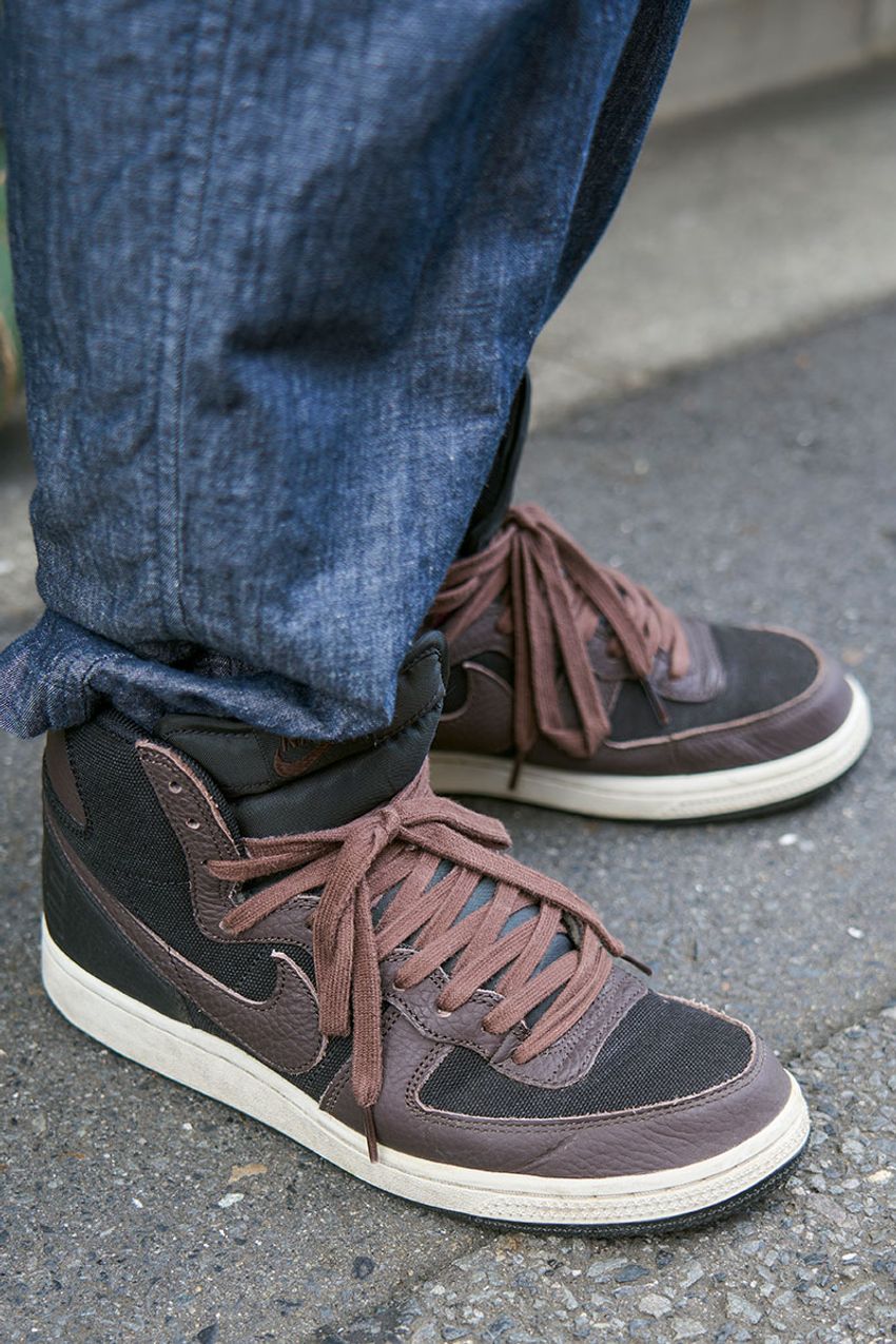 ナイキ、アシックスetc. スニーカーは“ブラウン”が気分！夏の軽装を品良く仕上げる3足をスナップで - 8枚目の画像