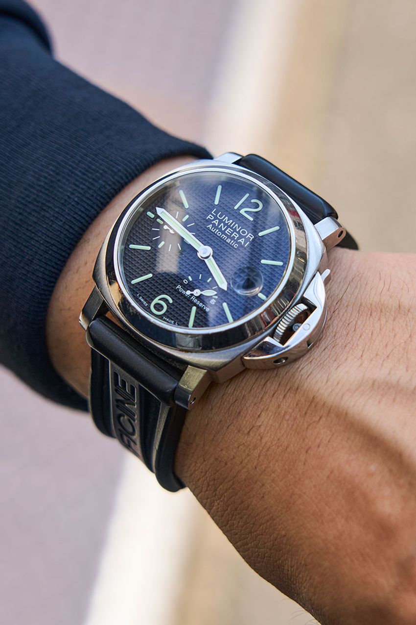 今が旬の「スウェットシャツ＆ショーツ」の合わせ。センス良くコーデした3名をチェック - 3枚目の画像