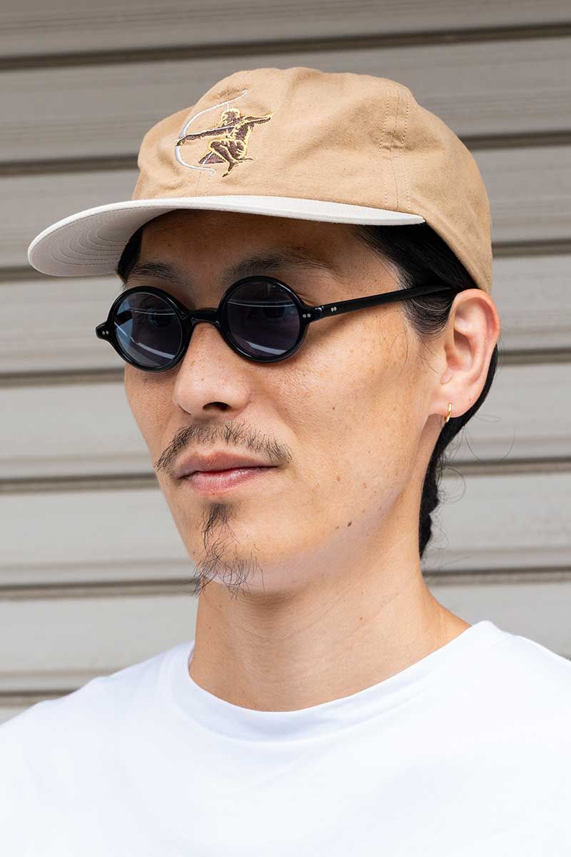 チェックシャツのネイビーを拾った技ありコーデ 楠本恭平 2枚目の写真