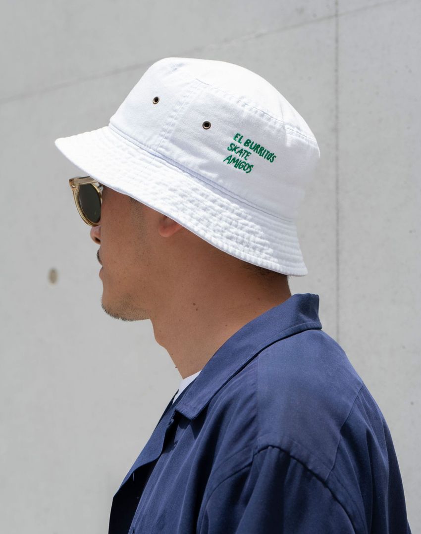 「ダブルタップス」の大人コーデ好例。用いたアイテムはシャツ、カーゴショーツそして…… - 12枚目の画像