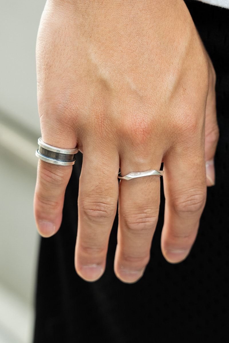 グラフィックやロゴ、挿し色の効いた上級カジュアル 高田 悟 2枚目の写真