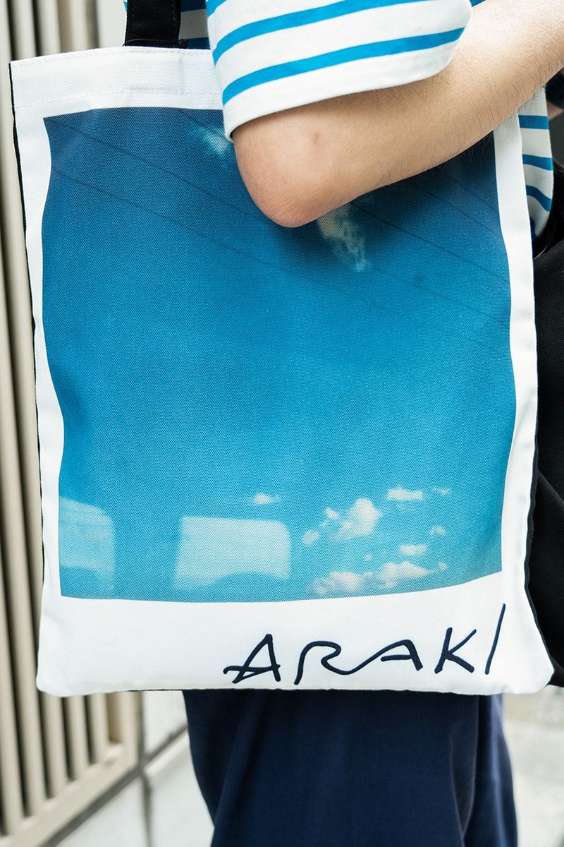 ボーダーT、チェック柄ソックス、缶バッジ。アクセント使いが巧みなファッション上級者 omi 2枚目の写真