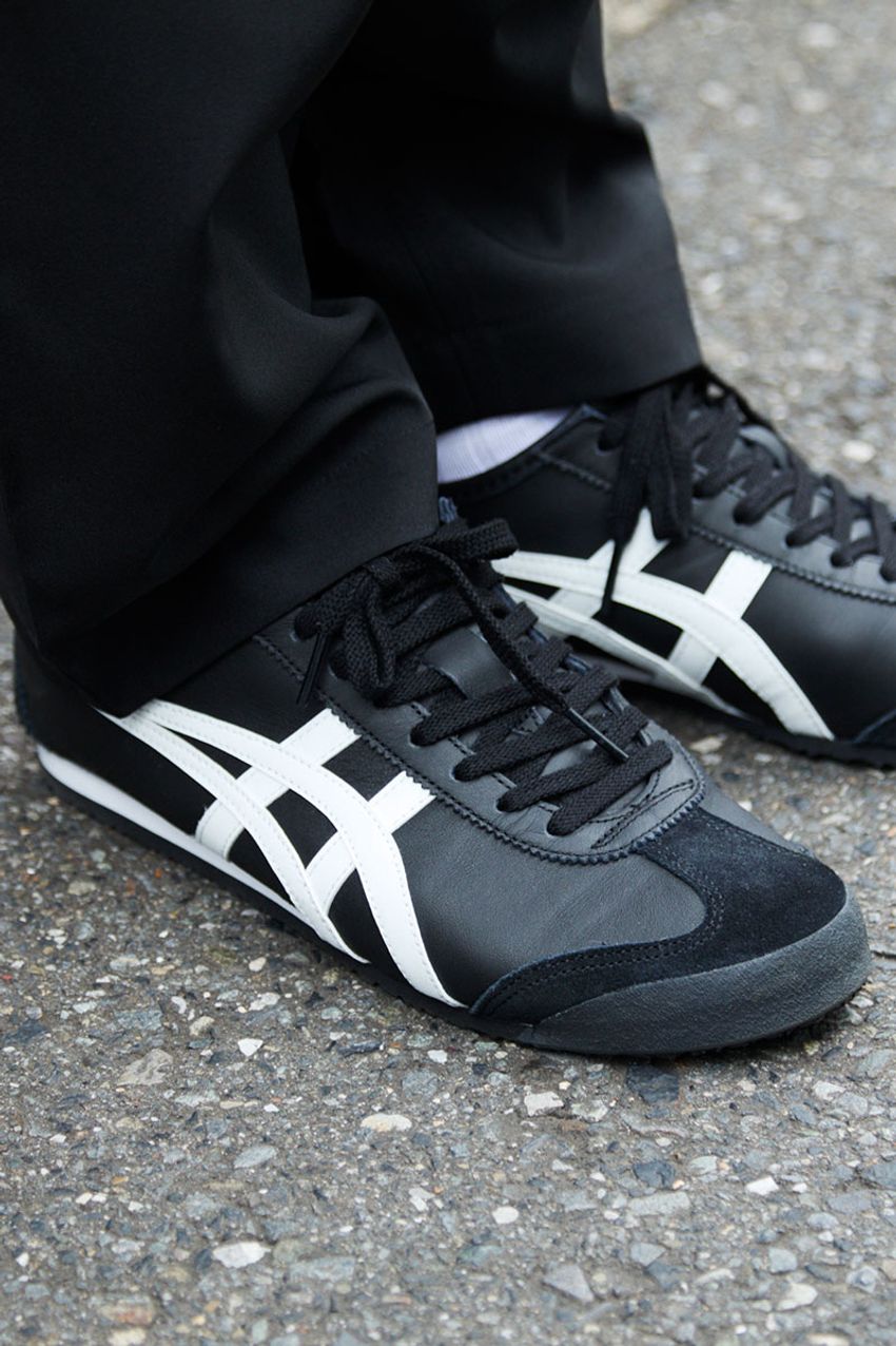 インナーの“白Tシャツ使い”が上手いレイヤード巧者3選！絶大なるニュアンス効果を解説 - 8枚目の画像