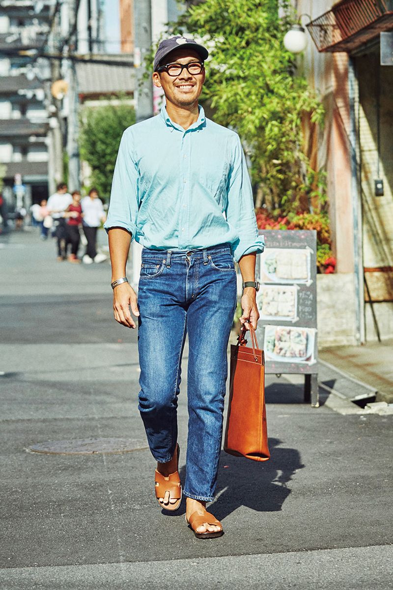 ひと目でわかるリッチ感。涼しげなシャツからもセンスが伝わる 松本知隆