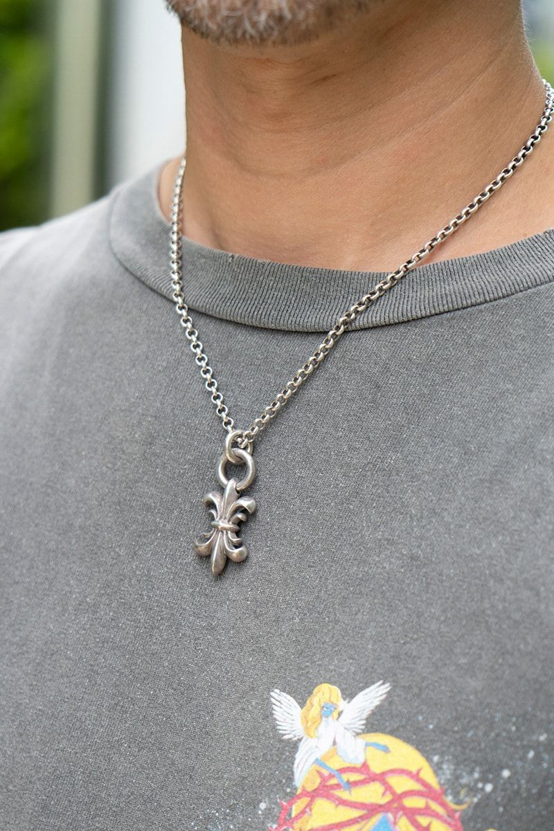 巨匠の世界観を凝縮したアイコニックなグラフィックTコーデ 上甲直人 6枚目の写真