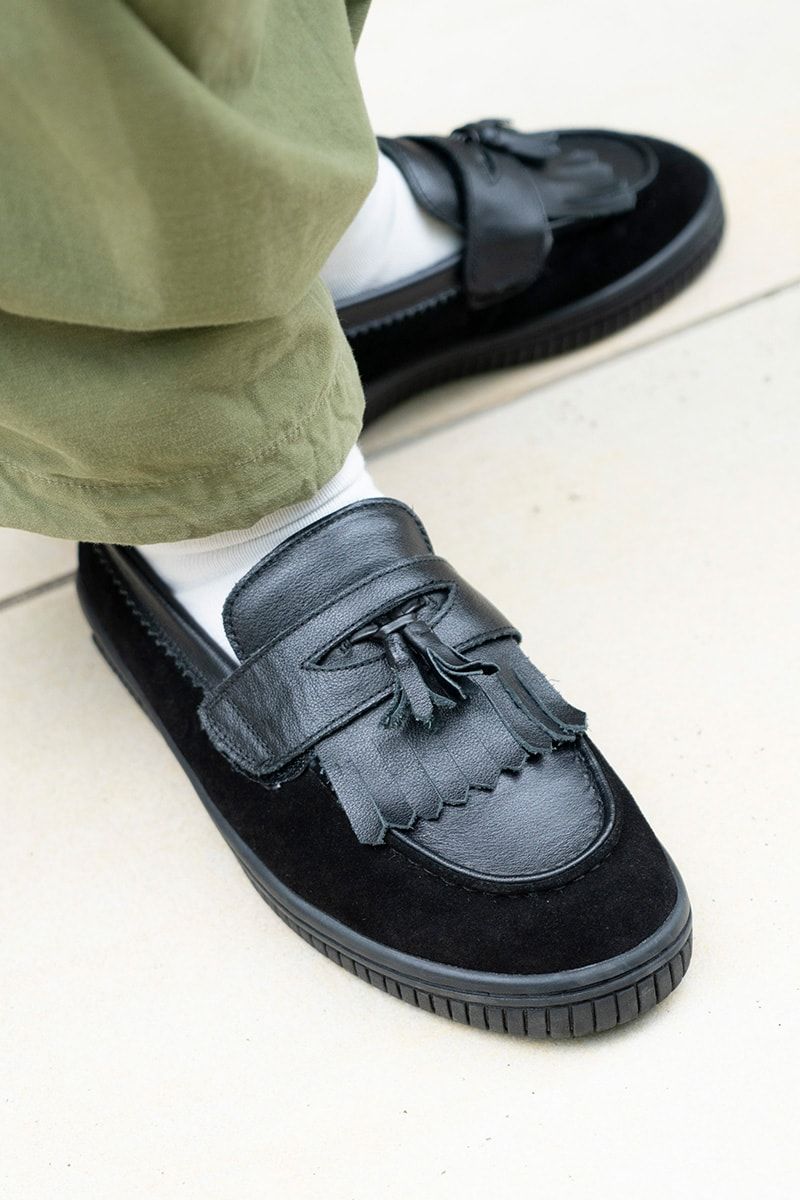 巨匠の世界観を凝縮したアイコニックなグラフィックTコーデ 上甲直人 7枚目の写真