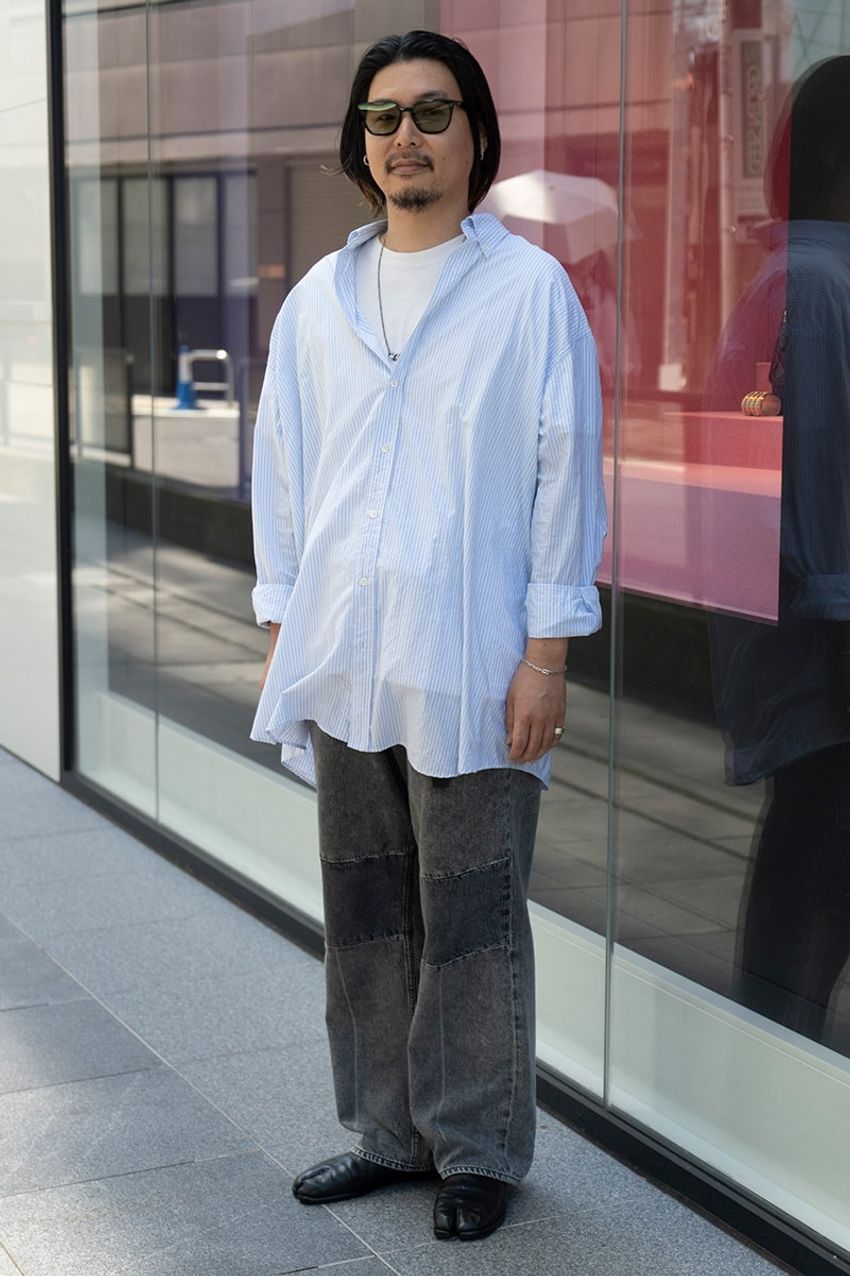 メゾン・マルジェラの名作シューズ「タビ」。春夏の軽装に“重し”として使った洒落者たちをスナップ！ - 2枚目の画像