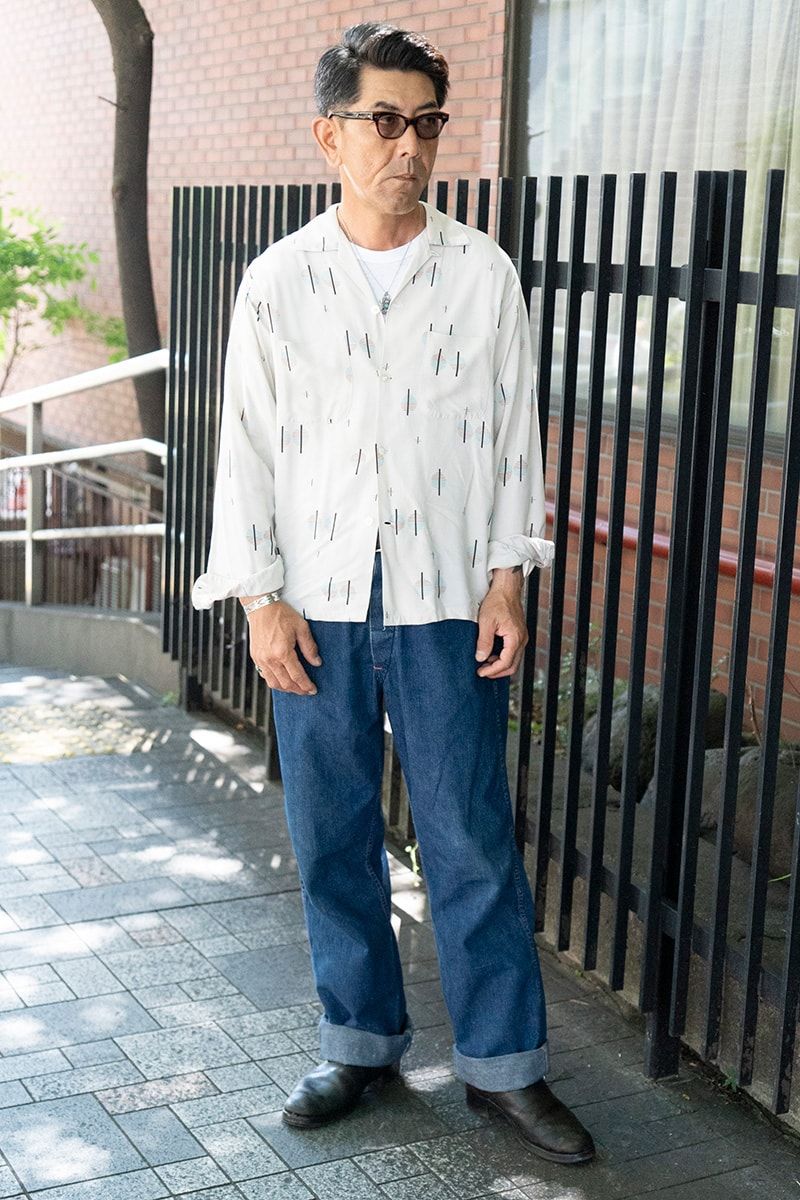 白シャツ＆シルバーアクセを合わせて、古着コーデを程良く上品に 長谷川昌徳