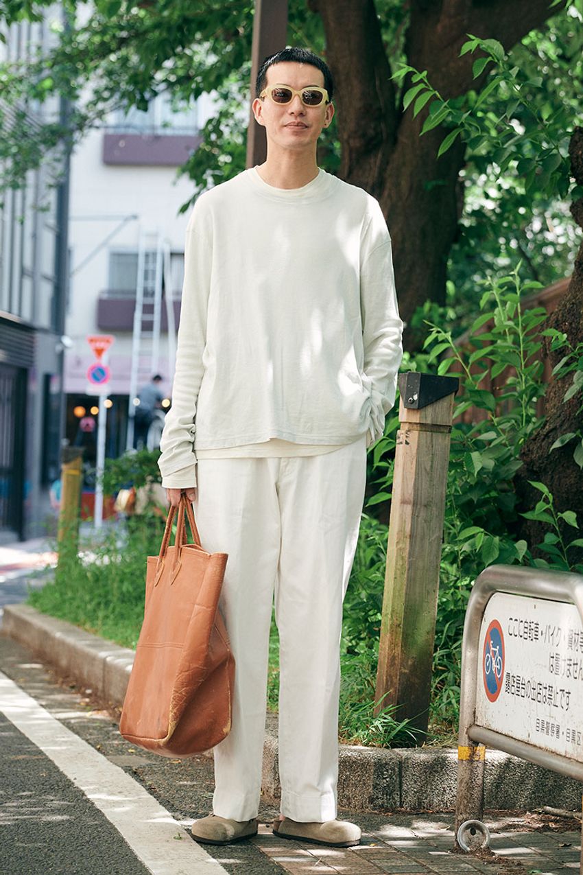 “キザ感ゼロ”なお洒落ホワイトコーデ3選。着こなしのコツは適度なゆるさを出すことだった - 9枚目の画像