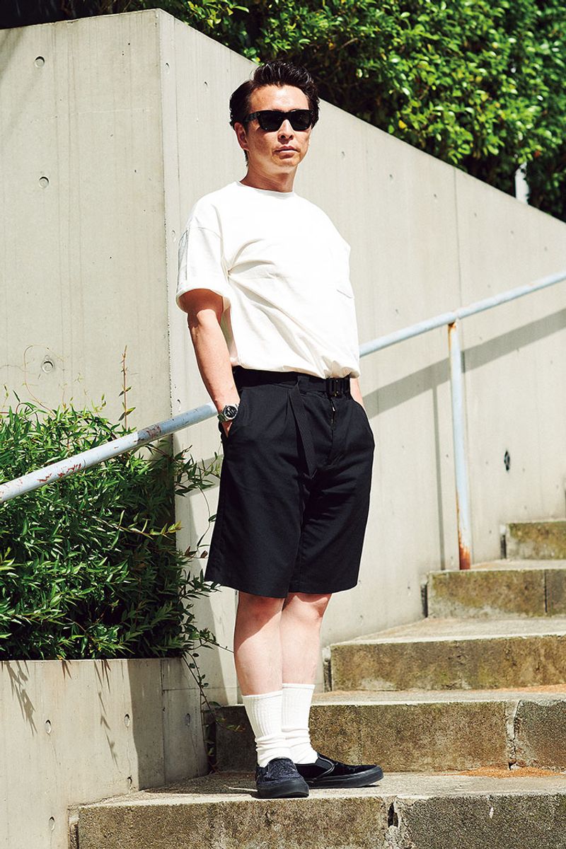 上から順に黒白……。このまとめ方、お見事！ 「デラックス」デザイナーHUE