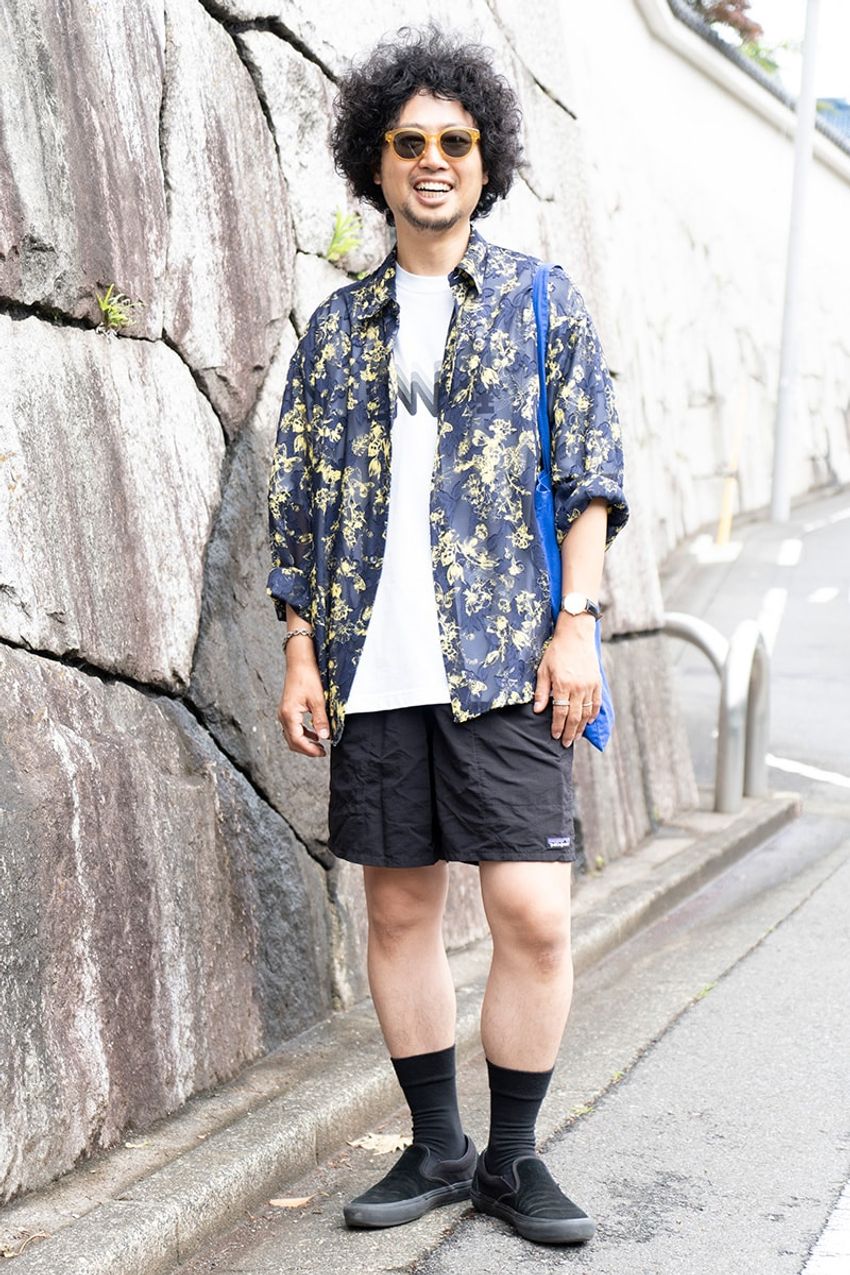 パタゴニア、GU、フリークス。「黒ショーツ」の洒落たスタイルサンプル3選を街角スナップで！ - 1枚目の画像