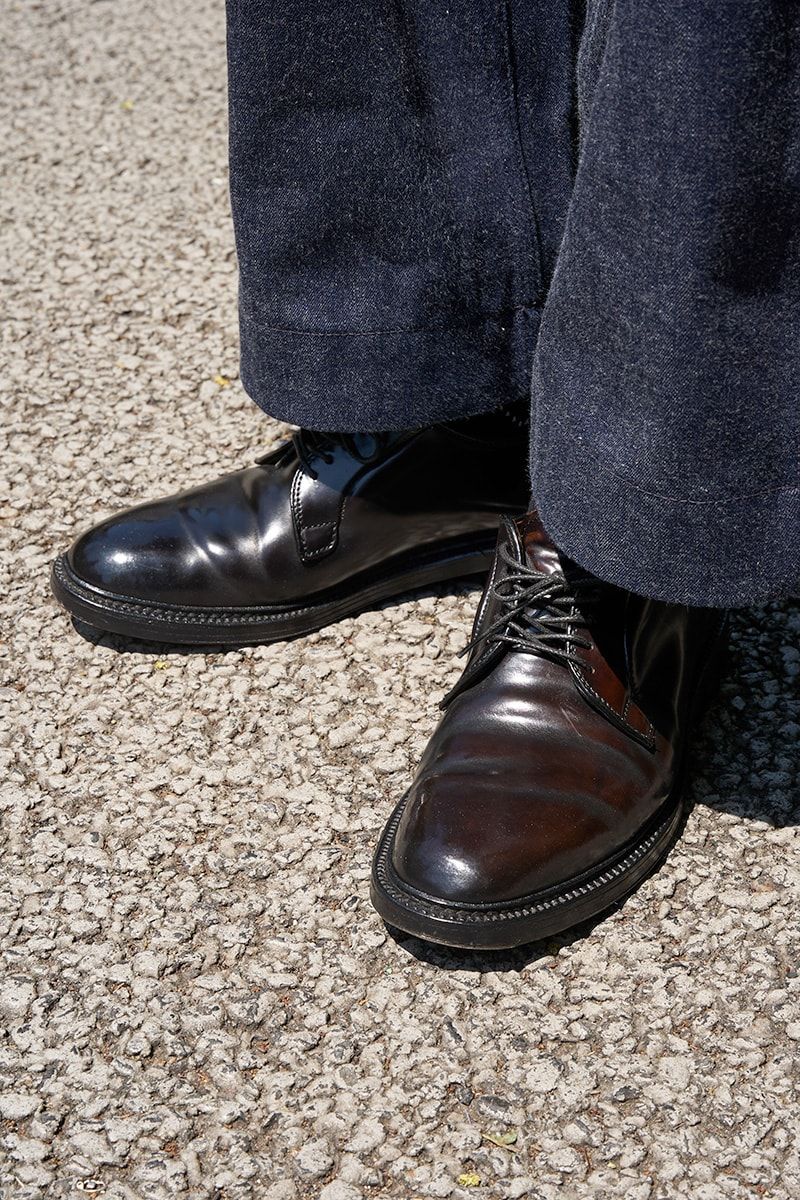 全身「アットラスト」で統一感を演出した大人トータルコーデ たかとし 4枚目の写真