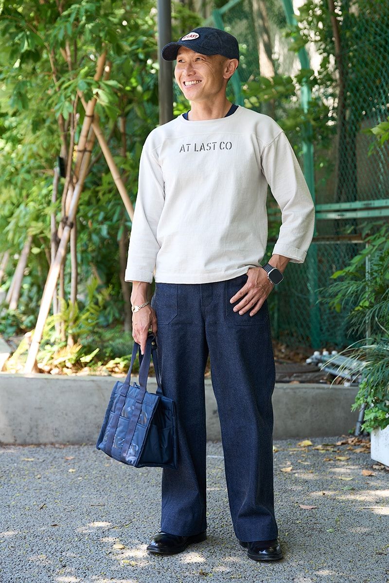 全身「アットラスト」で統一感を演出した大人トータルコーデ たかとし