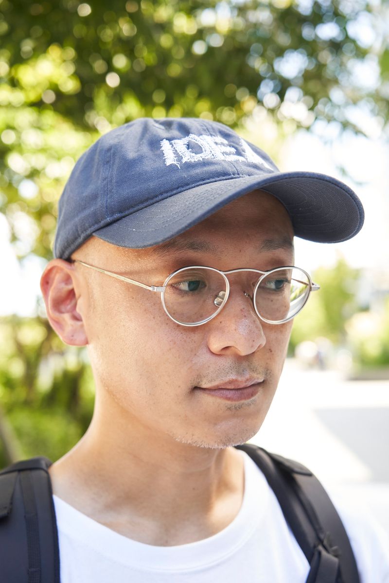 シルバーアクセとメタルフレームがCOOL 荒井真彦 3枚目の写真