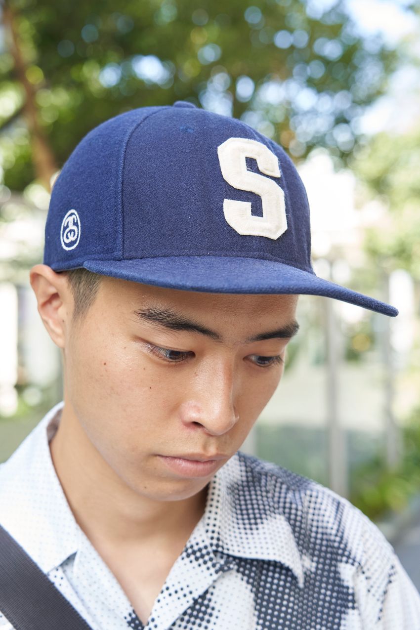 定番バケハと並ぶ人気アイテム「ステューシーのキャップ」。着こなし好例をスナップで！ - 6枚目の画像