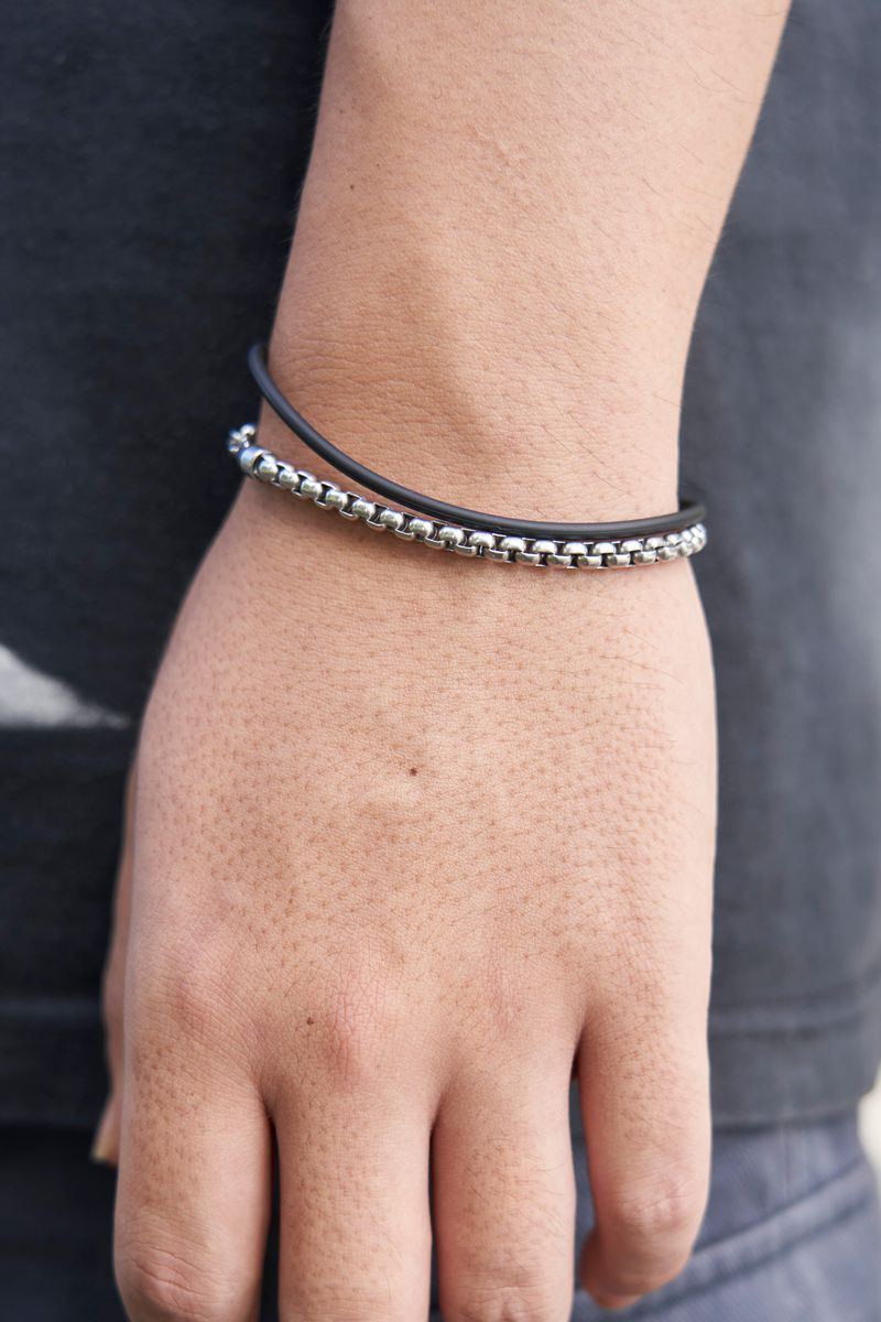 オバマTでブラックコーデにYes We Can あゆむ 5枚目の写真