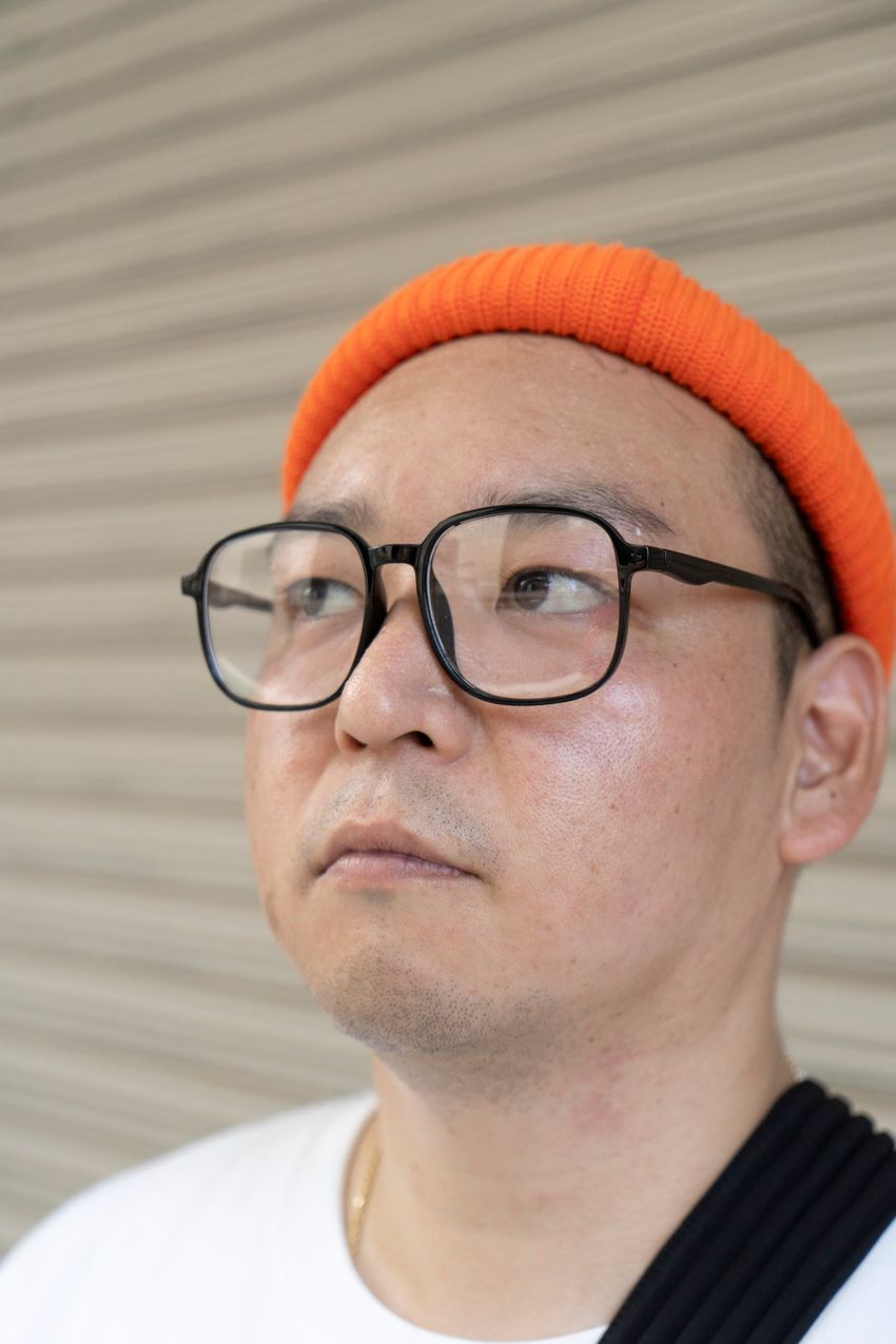 “キザ感ゼロ”なお洒落ホワイトコーデ3選。着こなしのコツは適度なゆるさを出すことだった - 7枚目の画像