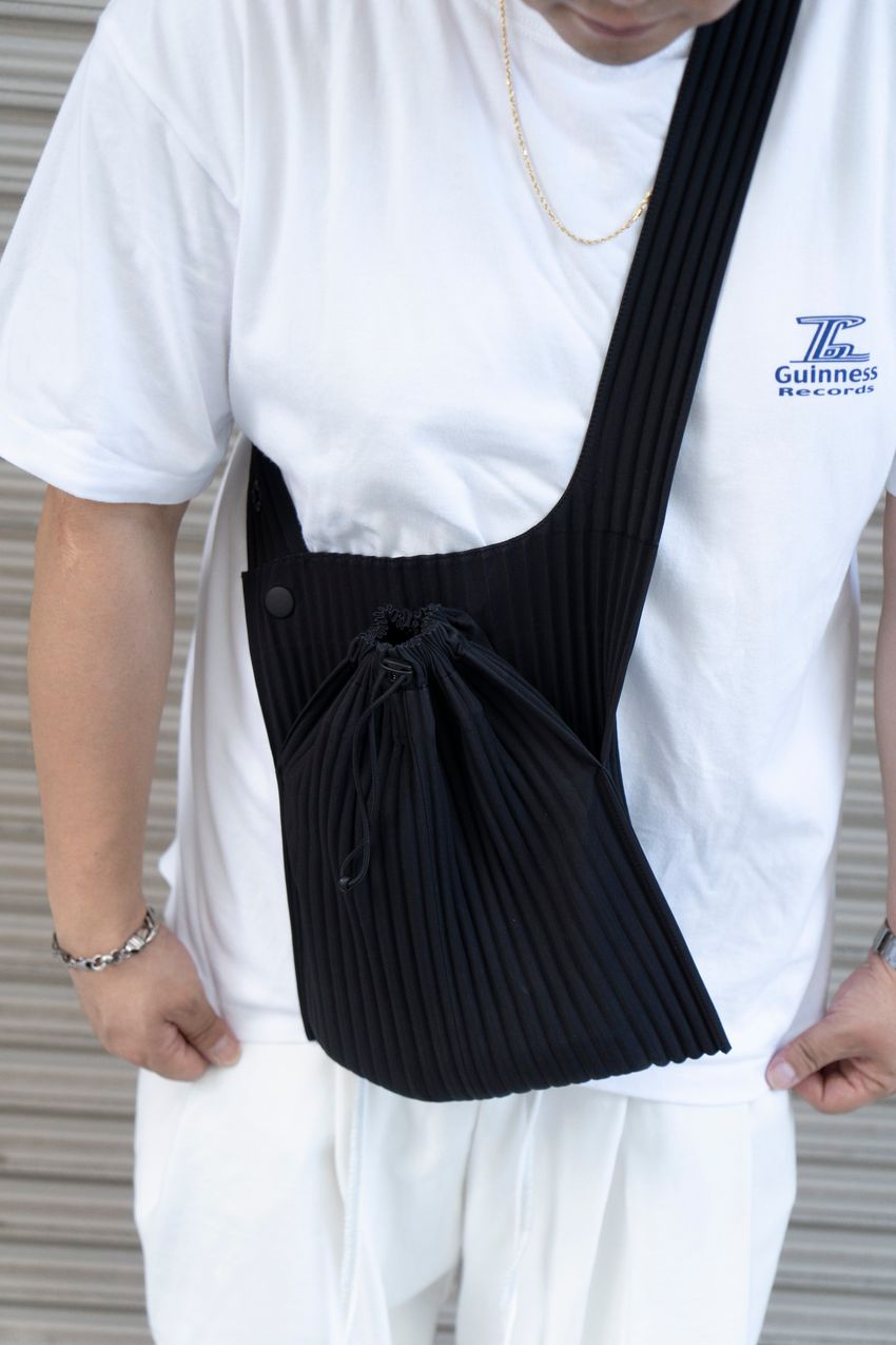 “キザ感ゼロ”なお洒落ホワイトコーデ3選。着こなしのコツは適度なゆるさを出すことだった - 8枚目の画像