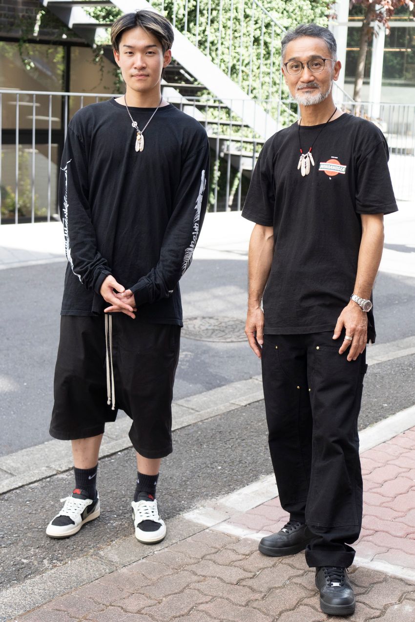 足元は「エア フォース 1」の“黒”で締める！スニーカー使いが巧みな30代〜40代をスナップで - 8枚目の画像